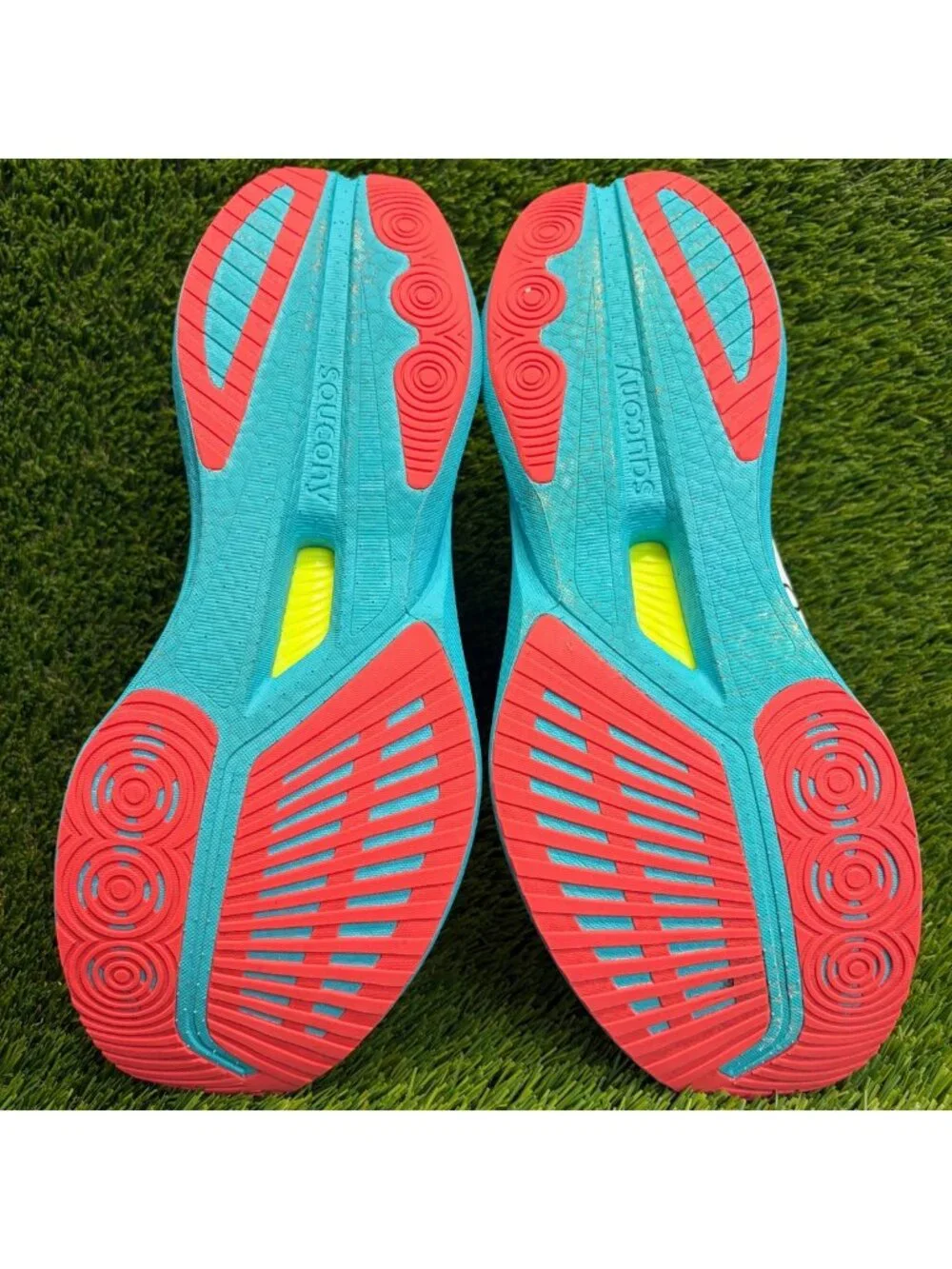 Saucony missing insoles